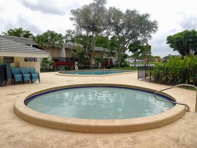 property at 3010 Willow Ln