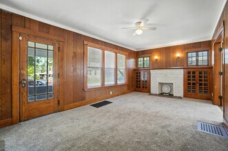 2911 Broadway in Fort Wayne, IN - Foto de edificio - Building Photo