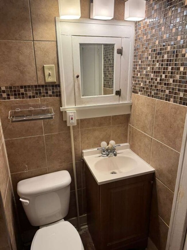 4078 E 143rd St in Cleveland, OH - Building Photo - Building Photo