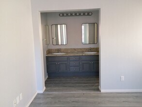 784 Fuchsia St in Corona, CA - Building Photo - Building Photo
