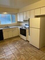 3285 Gypsum Rd in Reno, NV - Building Photo