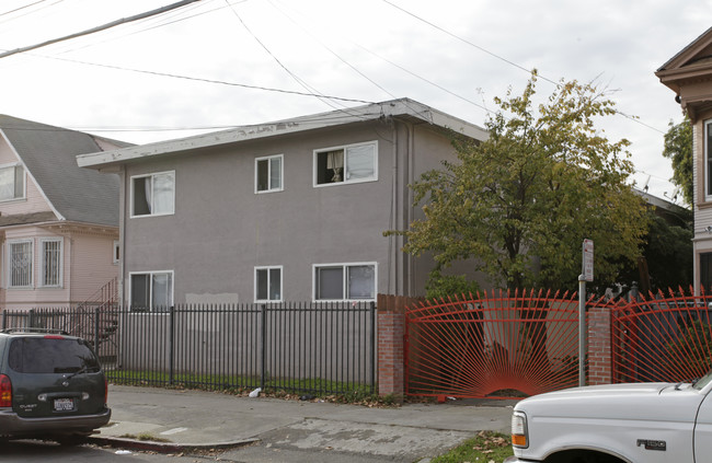 1805 33rd Ave in Oakland, CA - Building Photo - Building Photo