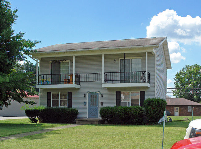 718-726 30th St in Parkersburg, WV - Foto de edificio - Building Photo