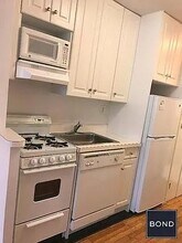 238 E 36th St in New York, NY - Building Photo - Building Photo