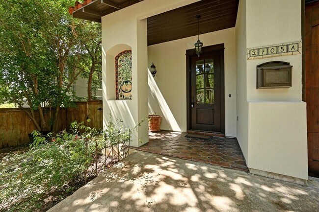 2705 Bonnie Rd in Austin, TX - Building Photo - Building Photo