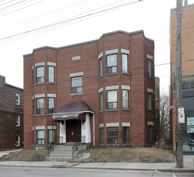 2263 Queen St in Toronto, ON - Building Photo - Primary Photo