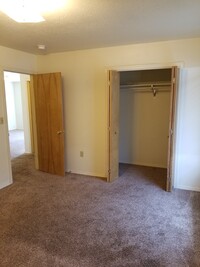 125 Townsgate Plaza, Unit D - 6