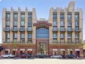 423 7th St, Unit 704 in Oakland, CA - Building Photo