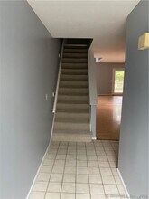 719 Sandstone Dr in South Windsor, CT - Building Photo - Building Photo