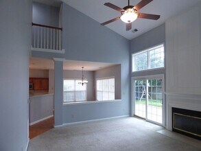 4087 Elora Ln in Lexington, KY - Building Photo - Building Photo