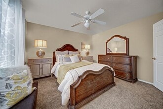 Summit Point in Oklahoma City, OK - Foto de edificio - Building Photo