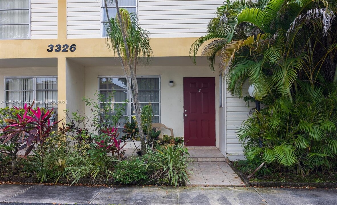 3326 Farragut St in Hollywood, FL - Building Photo