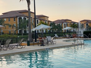 8397-8338 38th St Cir E in Sarasota, FL - Building Photo - Building Photo