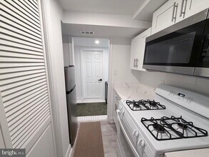 805 Malcolm X Ave SE in Washington, DC - Building Photo - Building Photo