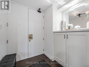 449 Walmer Rd in Toronto, ON - Building Photo - Building Photo