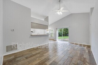 5329 Old Oak Tree Dr in Orlando, FL - Building Photo - Building Photo