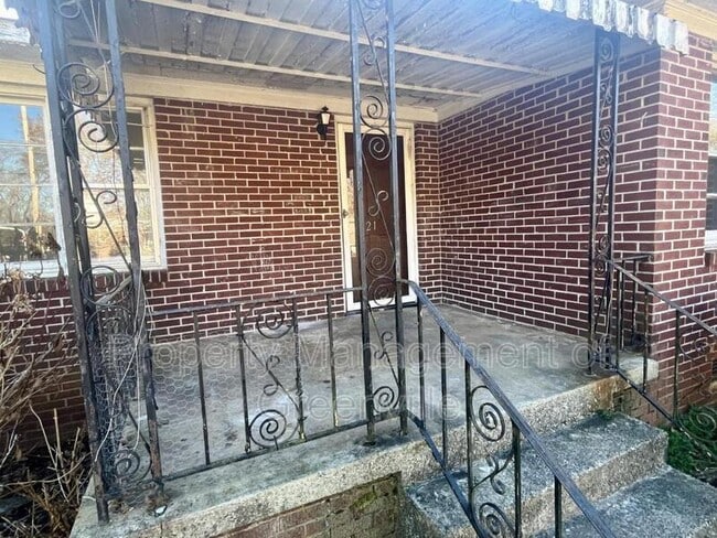 21 Bagwell Cir in Greenville, SC - Building Photo - Building Photo