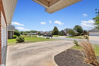 317 N Sweetwater Hills Dr in Moore, SC - Building Photo - Building Photo