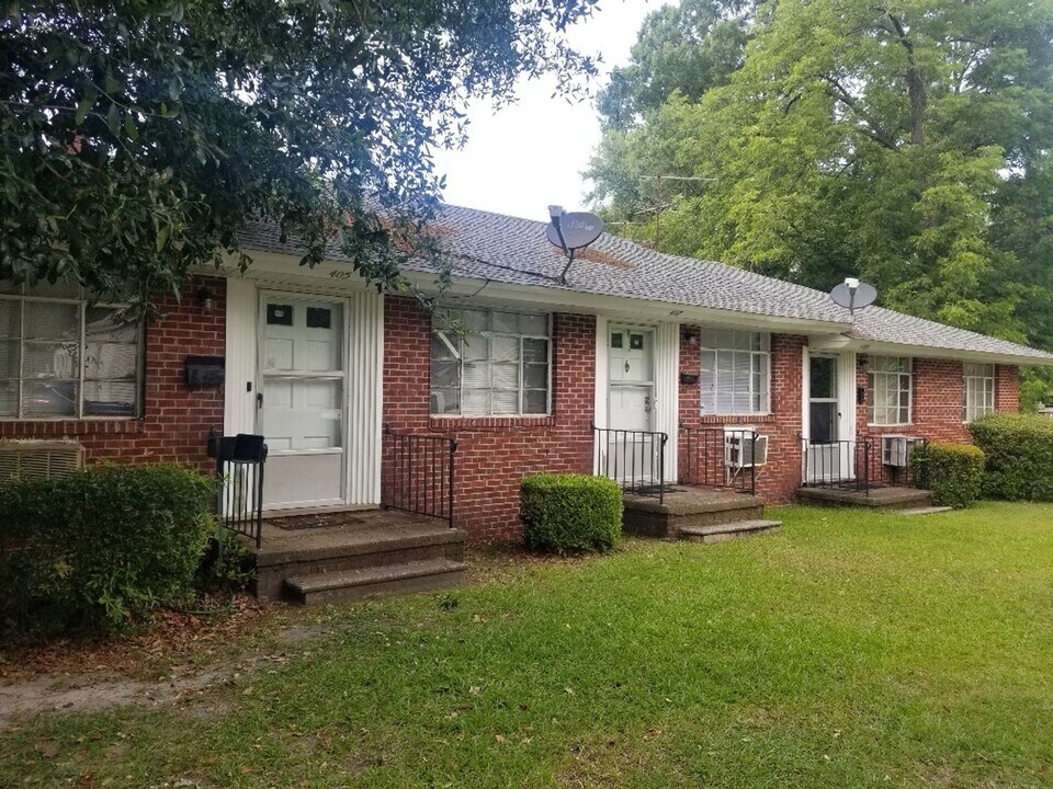 407 N Lionel St in Goldsboro, NC - Foto de edificio