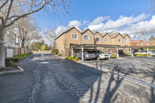 2869 La Homa Ct in Napa, CA - Building Photo - Building Photo
