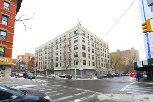 195 Avenue B Apartamentos