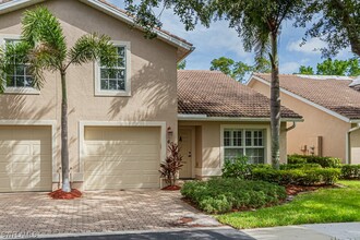 3535 Avion Woods Ct in Naples, FL - Building Photo - Building Photo