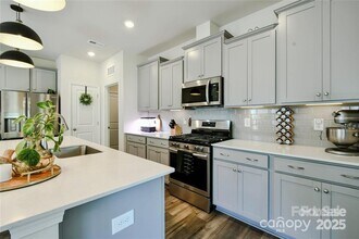 15813 Capps Rd in Charlotte, NC - Building Photo - Building Photo