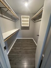 8800 Westplace Dr-Unit -206 in Houston, TX - Building Photo - Building Photo