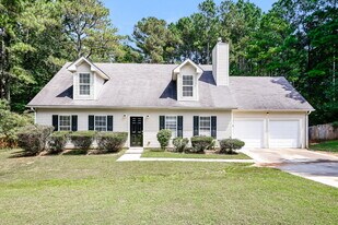 215 Carlin Ct in Mcdonough, GA - Building Photo