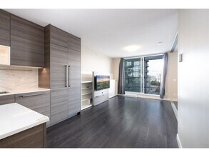 13398-13104 104 Ave in Surrey, BC - Building Photo - Building Photo