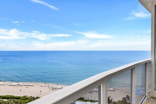 18001 Collins Ave in Sunny Isles Beach, FL - Building Photo