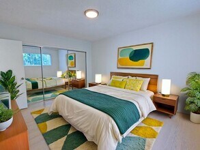 1330 N Gardner St in Los Angeles, CA - Building Photo - Building Photo