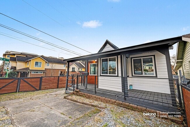3425 34th Ave S in Seattle, WA - Foto de edificio - Building Photo