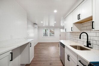 4312 Lydia St in Pittsburgh, PA - Building Photo - Building Photo