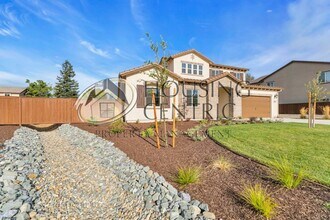 637 Lincoln Ct in El Dorado Hills, CA - Building Photo - Building Photo