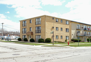 3061 N Elm St Apartments