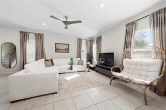 2992 Slough Creek Dr in Kissimmee, FL - Building Photo - Building Photo