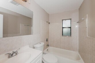 3401 NW 18th Pl in Lauderhill, FL - Building Photo - Building Photo