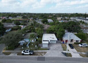 707 NW 3rd Ave in Pompano Beach, FL - Building Photo - Building Photo