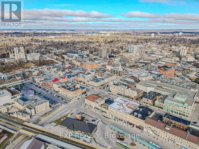 90 Carden St in Guelph, ON - Building Photo - Building Photo