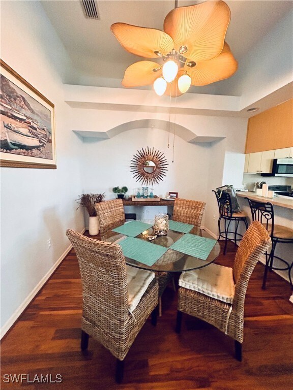 property at 1121 Van Loon Commons Cir