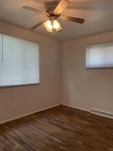 1217 W Bradley Ave in Champaign, IL - Building Photo - Building Photo