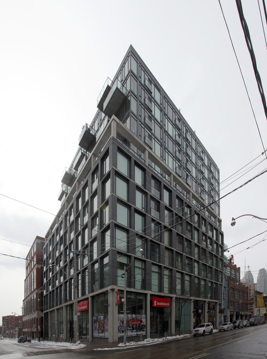 275 King St E in Toronto, ON - Building Photo