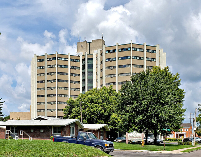 Beecher Plaza in Jacksonville, IL - Building Photo - Building Photo