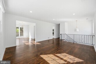 448 Summers Dr in Alexandria, VA - Building Photo - Building Photo