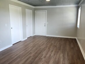 111 Hill St in McIntyre, GA - Building Photo - Building Photo