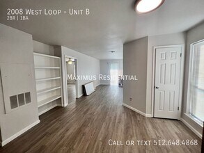 2008 West Loop in Austin, TX - Building Photo - Building Photo
