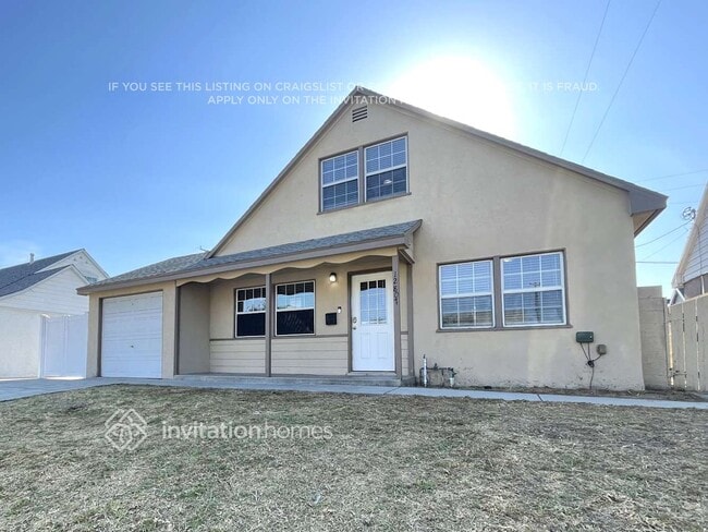 property at 12807 Woodridge Ave
