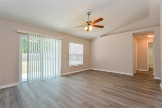 97 Neal Dr in Deltona, FL - Building Photo - Building Photo