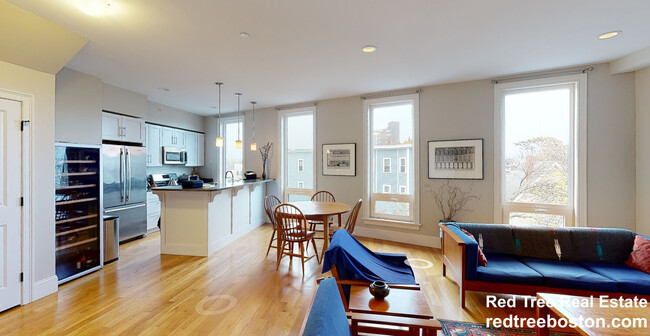 158 Hampshire St, Unit 4A